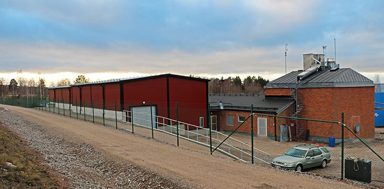 Avloppsreningsverket i Rättvik från utsidan.